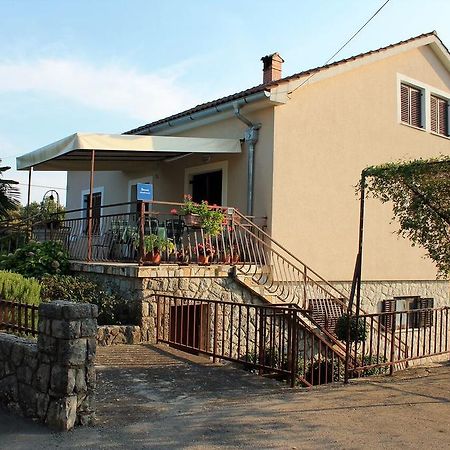 Apartment Mare Krk Milohnici エクステリア 写真