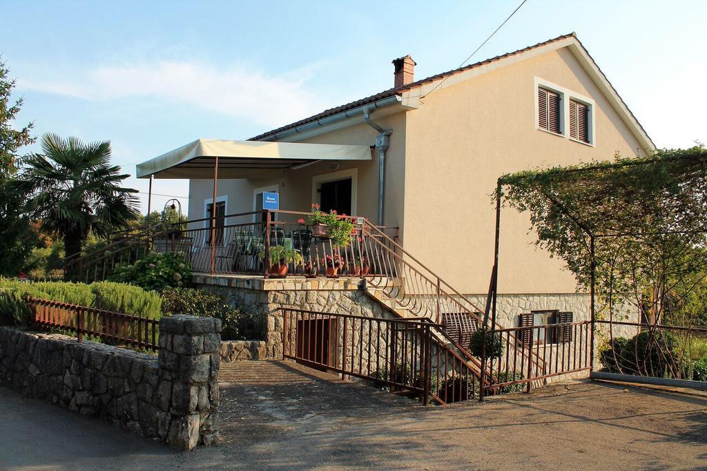 Apartment Mare Krk Milohnici エクステリア 写真